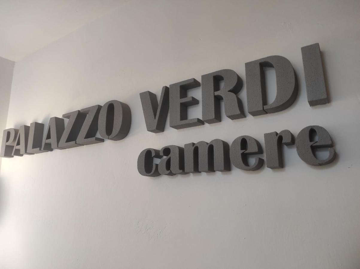 Palazzo Verdi Holiday Витербо Экстерьер фото
